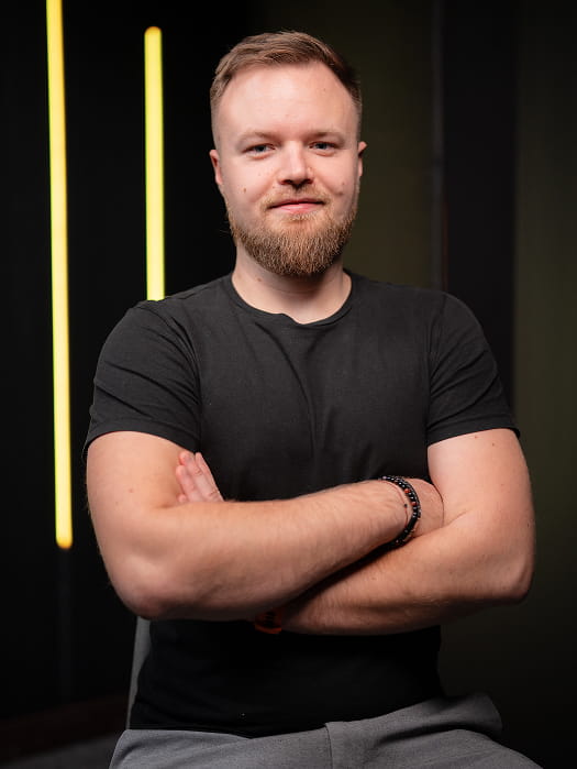 Filip – Dev & Co-host, Deeplink Show